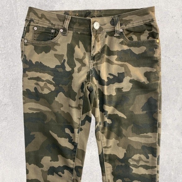Rox Camouflage Denim Jeans - Juniors 3 - Picture 2 of 8